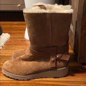 Barely worn Ugg boots